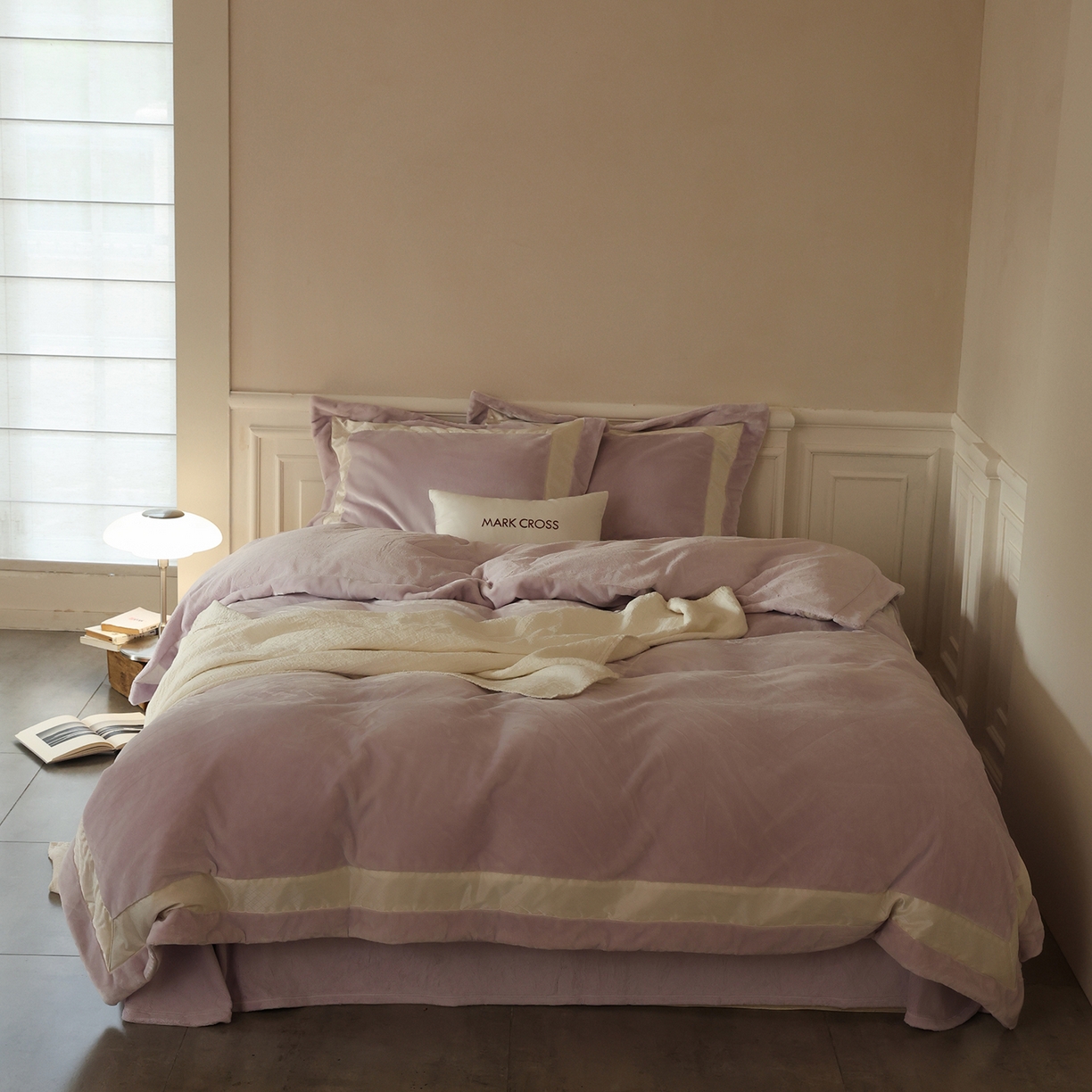 91家纺网 家纺一手货源 找家纺 （总）佳汐蓝家纺 2025新款轻奢质感软糯顶级慕丝牛奶绒系列四件套