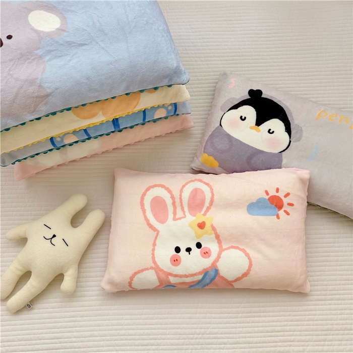 91家纺网 家纺一手货源 找家纺 （总）萌宝家纺 2025新款儿童牛奶绒豆豆单品枕套