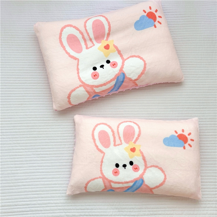 91家纺网 家纺一手货源 找家纺 萌宝家纺 2025新款儿童牛奶绒豆豆单品枕套 小兔子