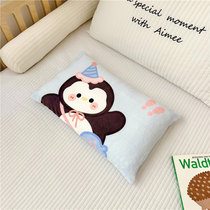 91家纺网 家纺一手货源 找家纺 萌宝家纺 2025新款儿童牛奶绒豆豆单品枕套 小企鹅