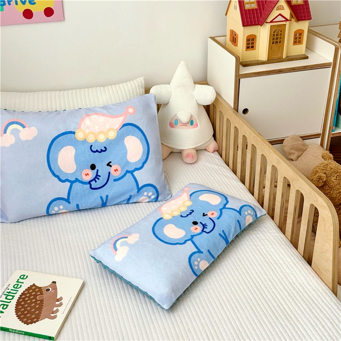 91家纺网 家纺一手货源 找家纺 萌宝家纺 2025新款儿童牛奶绒豆豆单品枕套 小象