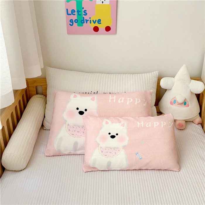 91家纺网 家纺一手货源 找家纺 萌宝家纺 2025新款儿童牛奶绒豆豆单品枕套 粉色小狗