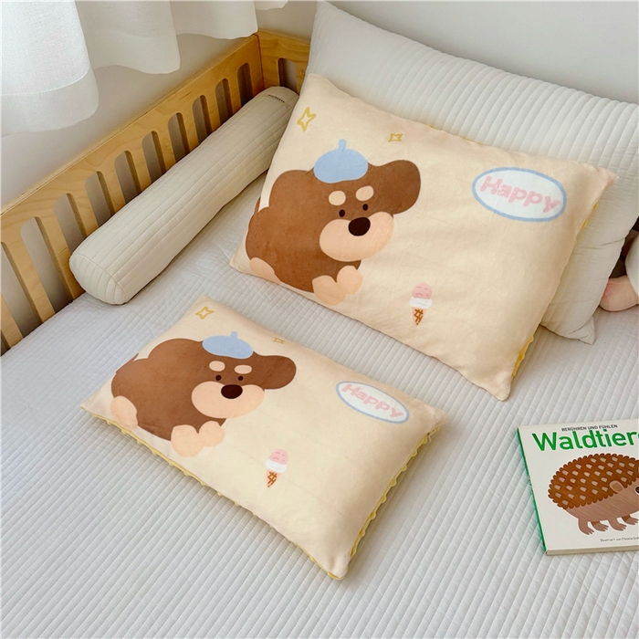 91家纺网 家纺一手货源 找家纺 萌宝家纺 2025新款儿童牛奶绒豆豆单品枕套 小狗