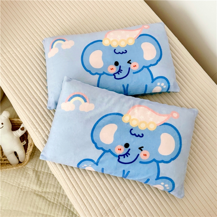 91家纺网 家纺一手货源 找家纺 萌宝家纺 2025新款儿童牛奶绒豆豆单品枕套 小象