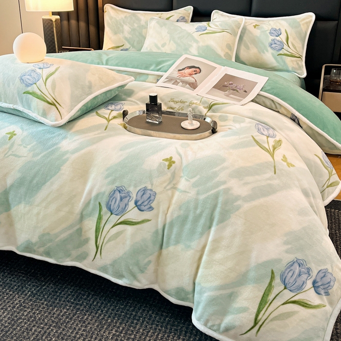 91家纺网 家纺一手货源 找家纺 诺梵2025新款牛8斤奶绒印花包边四件套 馥郁花开-绿