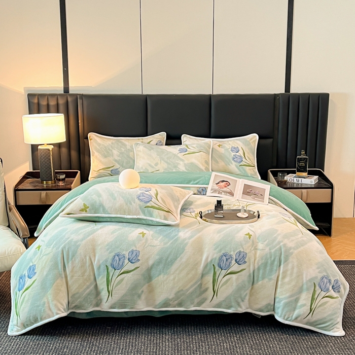 91家纺网 家纺一手货源 找家纺 诺梵2025新款牛8斤奶绒印花包边四件套 馥郁花开-绿