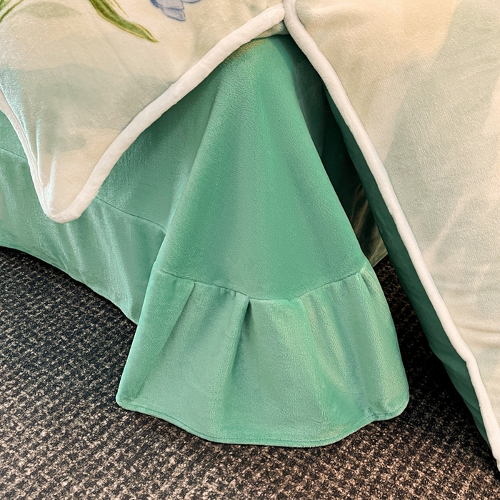 91家纺网 家纺一手货源 找家纺 诺梵2025新款牛8斤奶绒印花包边四件套 馥郁花开-绿