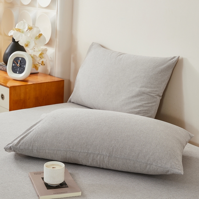 91家纺网 家纺一手货源 找家纺 润肤居 2025新款全棉色织水洗棉系列四件套 细条纹-灰