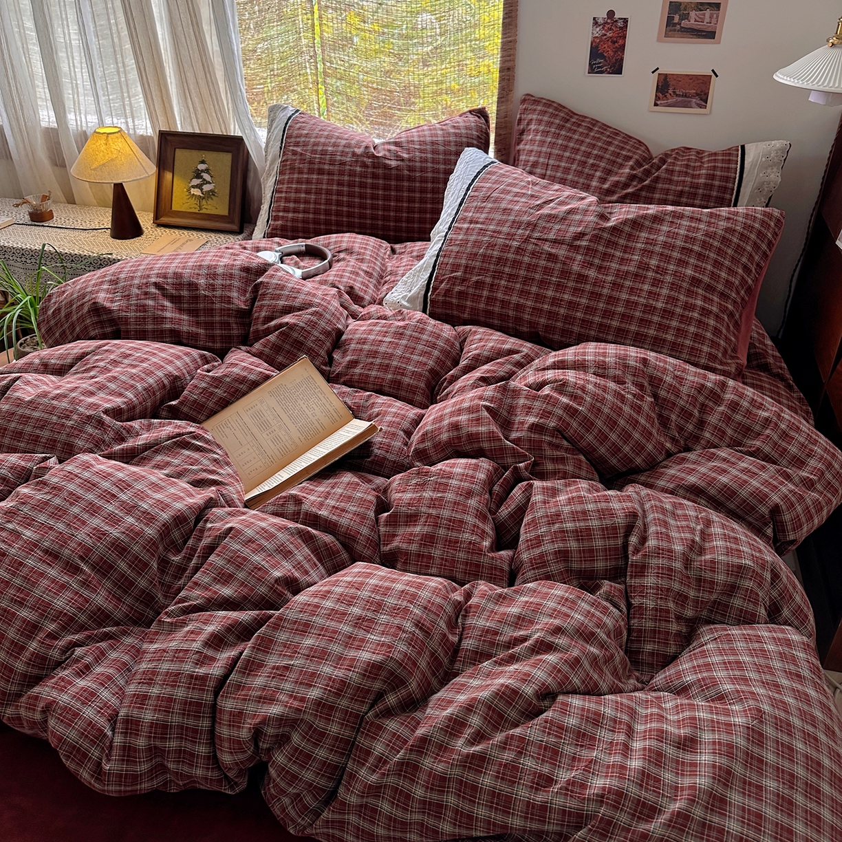 91家纺网 家纺一手货源 找家纺 花漾家居 2025新款无印风格条全棉纯棉色织水洗棉拼牛奶绒套件学生宿舍被套三件套四件套 北辰红