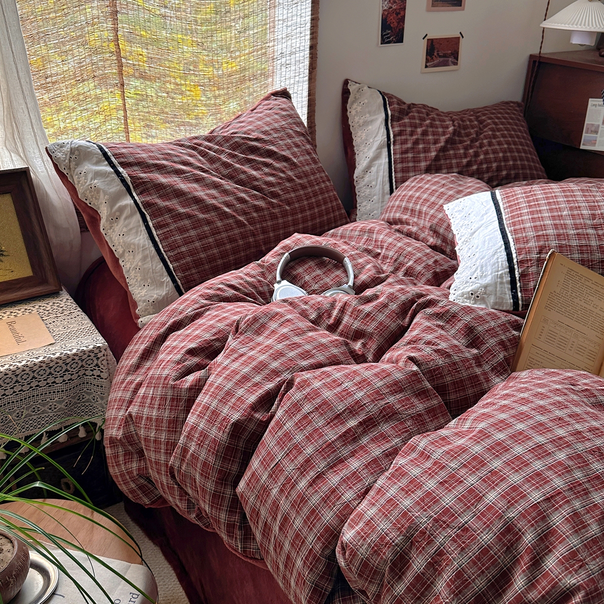 91家纺网 家纺一手货源 找家纺 花漾家居 2025新款无印风格条全棉纯棉色织水洗棉拼牛奶绒套件学生宿舍被套三件套四件套 北辰红