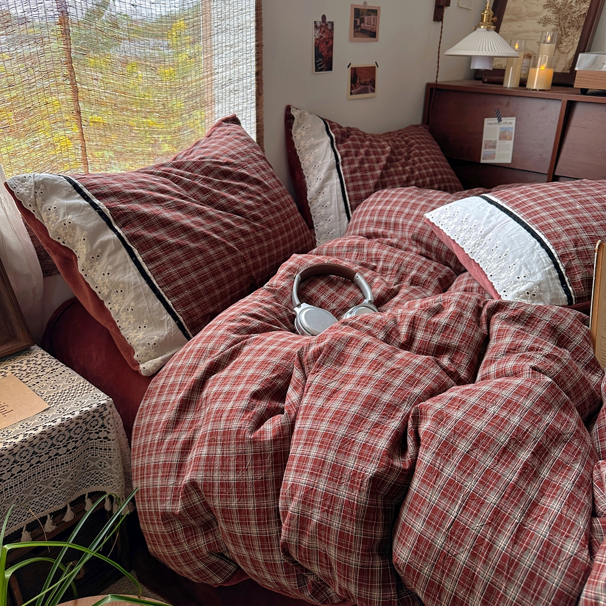 91家纺网 家纺一手货源 找家纺 花漾家居 2025新款无印风格条全棉纯棉色织水洗棉拼牛奶绒套件学生宿舍被套三件套四件套 北辰红