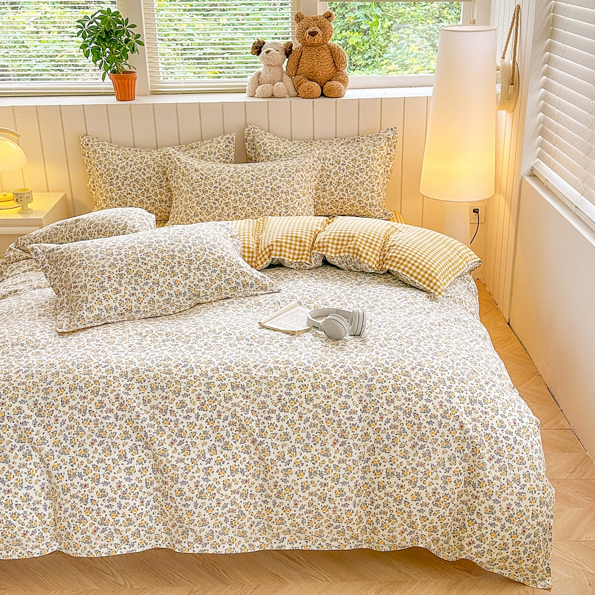 91家纺网 家纺一手货源 找家纺 简冠家纺 2025新款印花植物羊绒磨毛四件套 花野仙踪