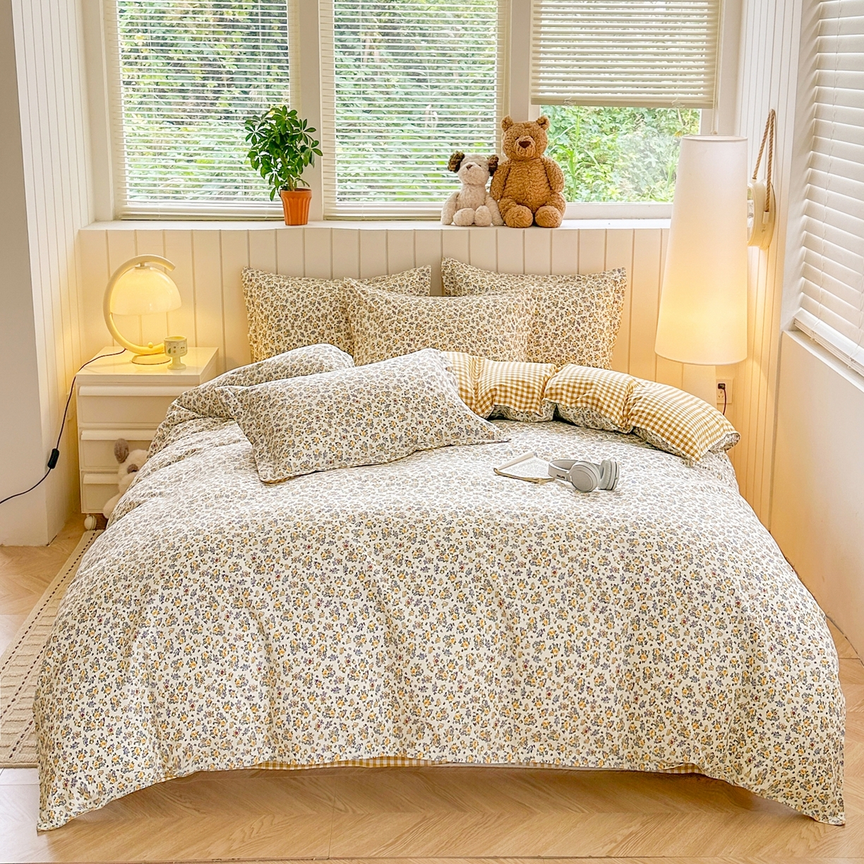 91家纺网 家纺一手货源 找家纺 简冠家纺 2025新款印花植物羊绒磨毛四件套 花野仙踪