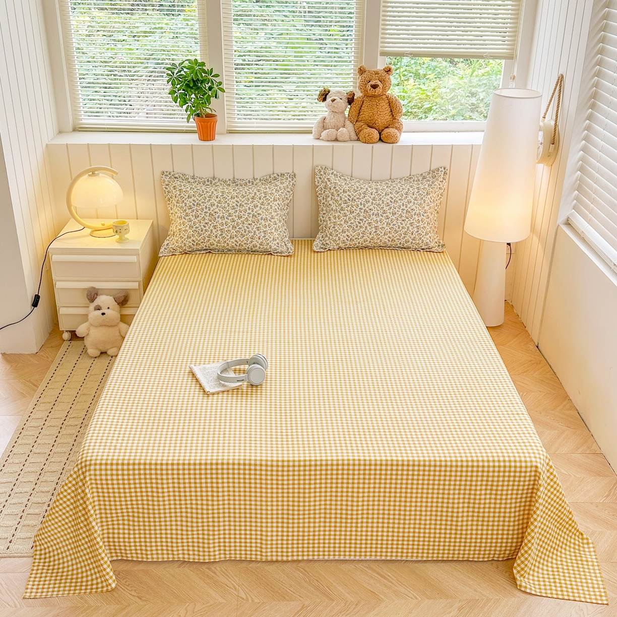 91家纺网 家纺一手货源 找家纺 简冠家纺 2025新款印花植物羊绒磨毛四件套 花野仙踪