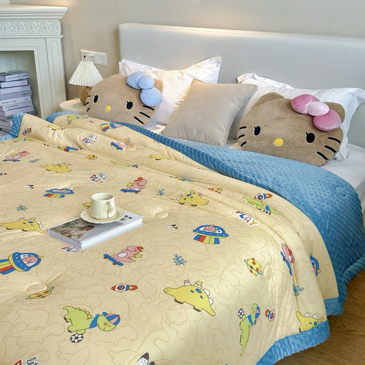 91家纺网 家纺一手货源 找家纺 兜米家居 2025新品秋冬母婴针织豆豆绒被纯手工包边卡通立体豆豆绒保暖被子被芯 滑板恐龙