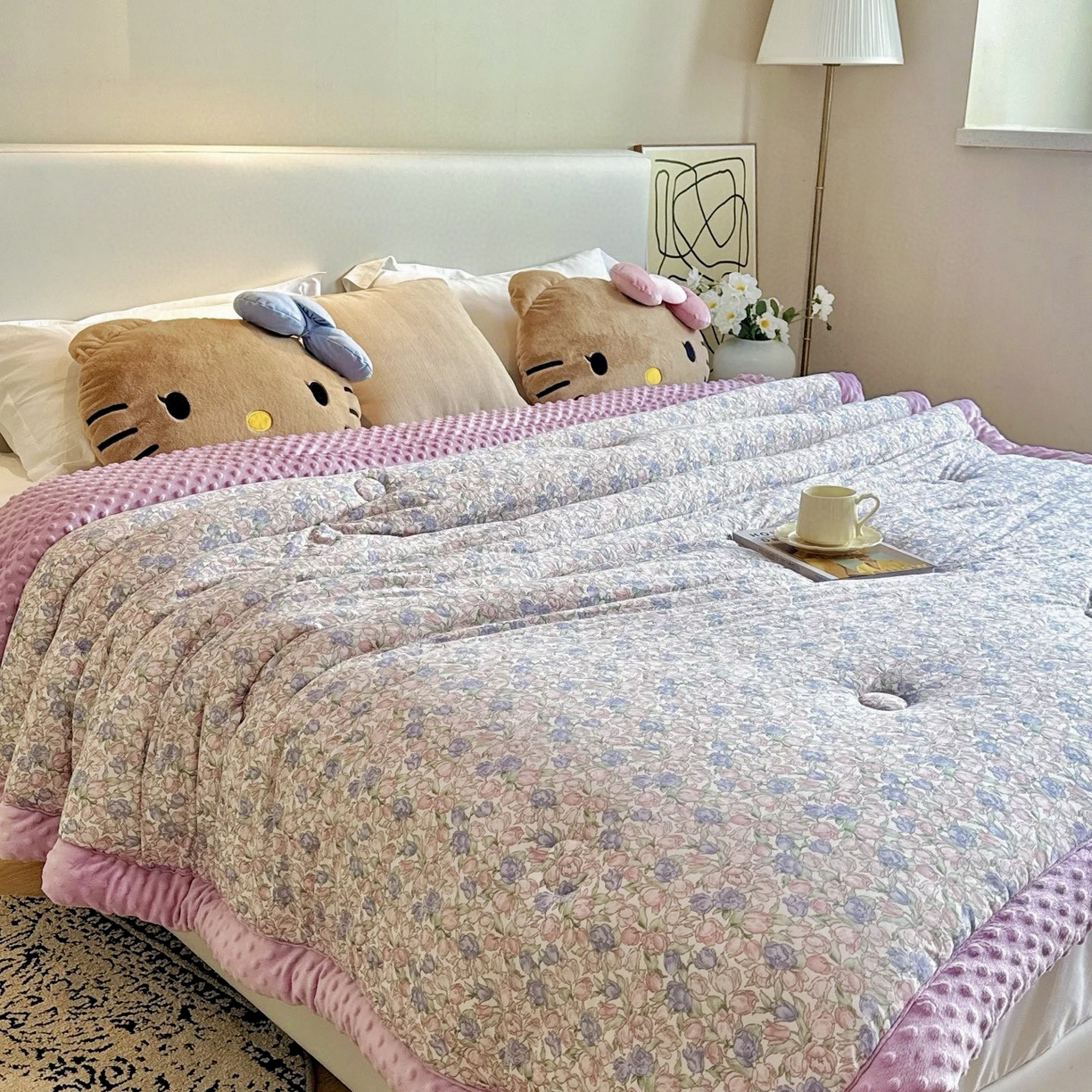 91家纺网 家纺一手货源 找家纺 兜米家居 2025新品秋冬母婴针织豆豆绒被纯手工包边卡通立体豆豆绒保暖被子被芯 花海