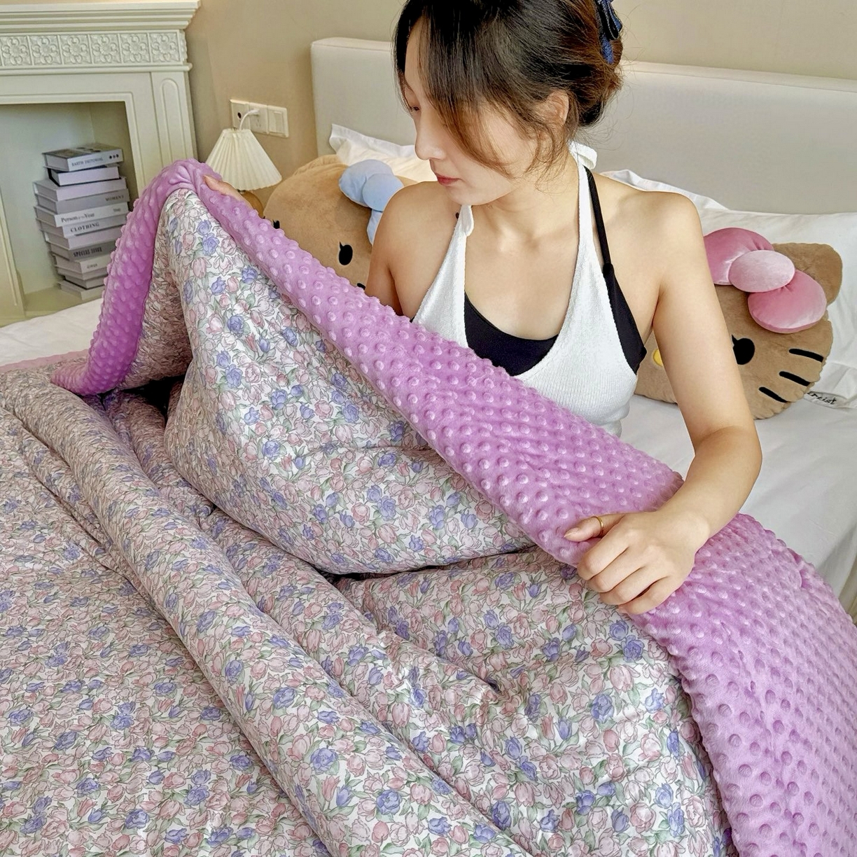 91家纺网 家纺一手货源 找家纺 兜米家居 2025新品秋冬母婴针织豆豆绒被纯手工包边卡通立体豆豆绒保暖被子被芯 花海