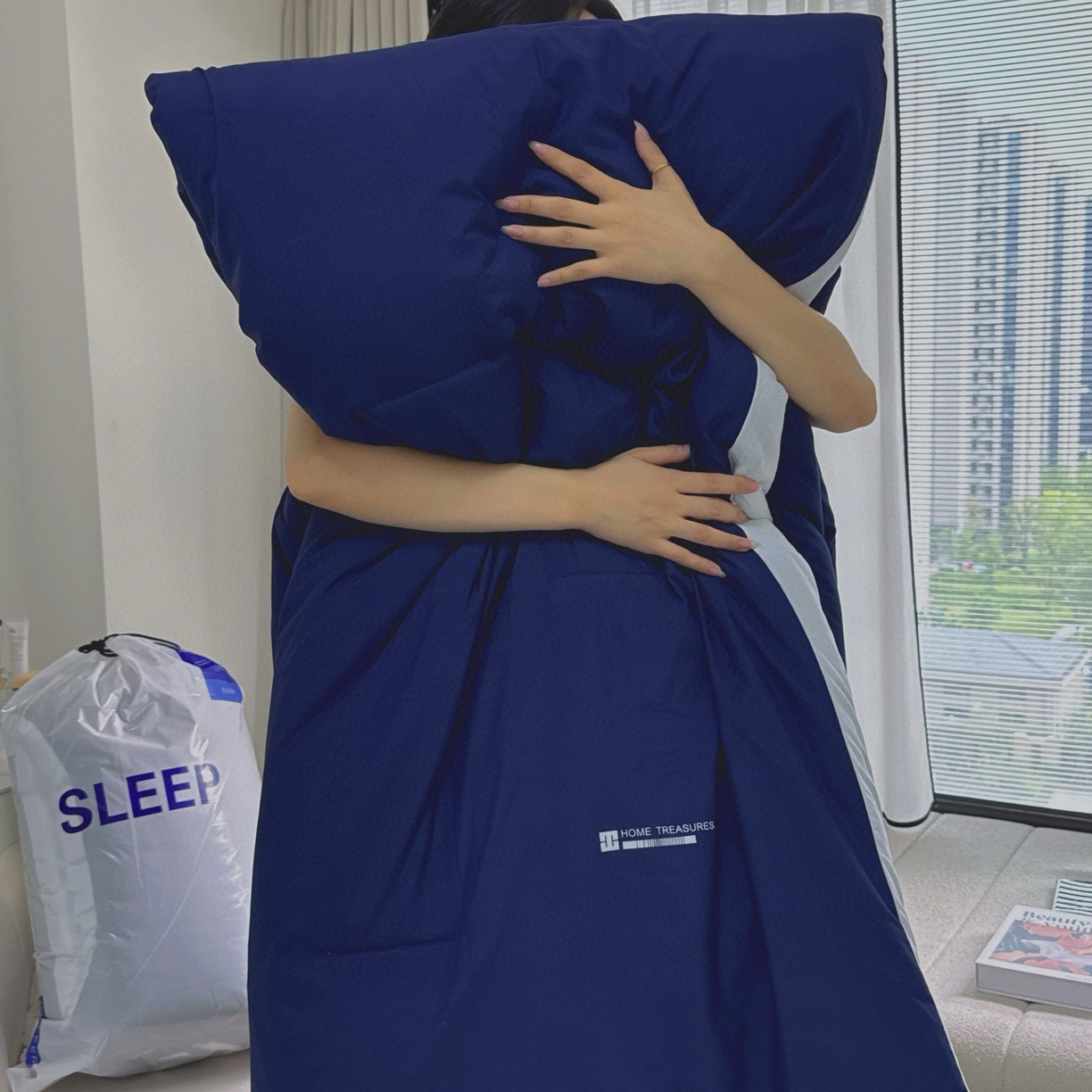 91家纺网 家纺一手货源 找家纺 兜米家居 2025新款某朵酒店同款秋冬保暖深睡控温被芯一体绗缝（不可拆卸） 深邃蓝