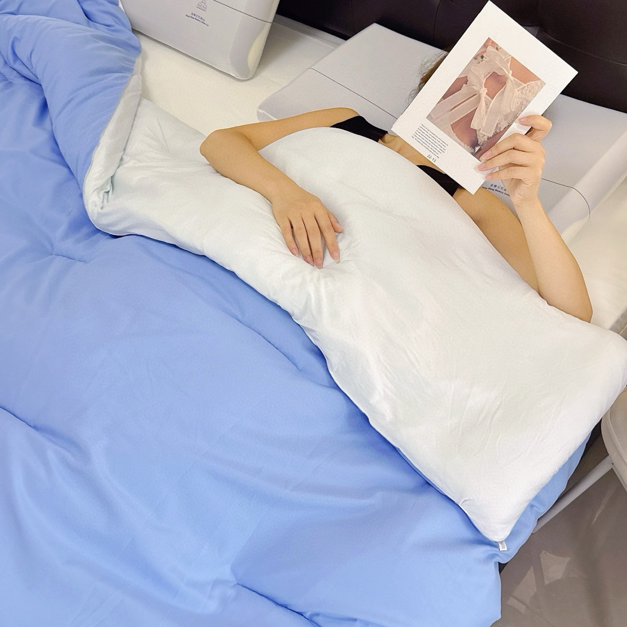 91家纺网 家纺一手货源 找家纺 兜米家居 2025新款某朵酒店同款秋冬保暖深睡控温被芯一体绗缝（不可拆卸） 天晴蓝