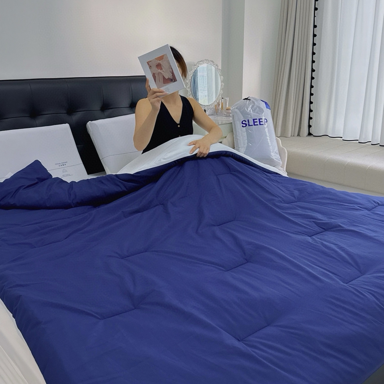 91家纺网 家纺一手货源 找家纺 兜米家居 2025新款某朵酒店同款秋冬保暖深睡控温被芯一体绗缝（不可拆卸） 深邃蓝