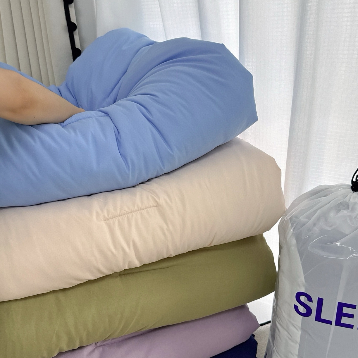 91家纺网 家纺一手货源 找家纺 兜米家居 2025新款某朵酒店同款秋冬保暖深睡控温被芯一体绗缝（不可拆卸） 气质紫