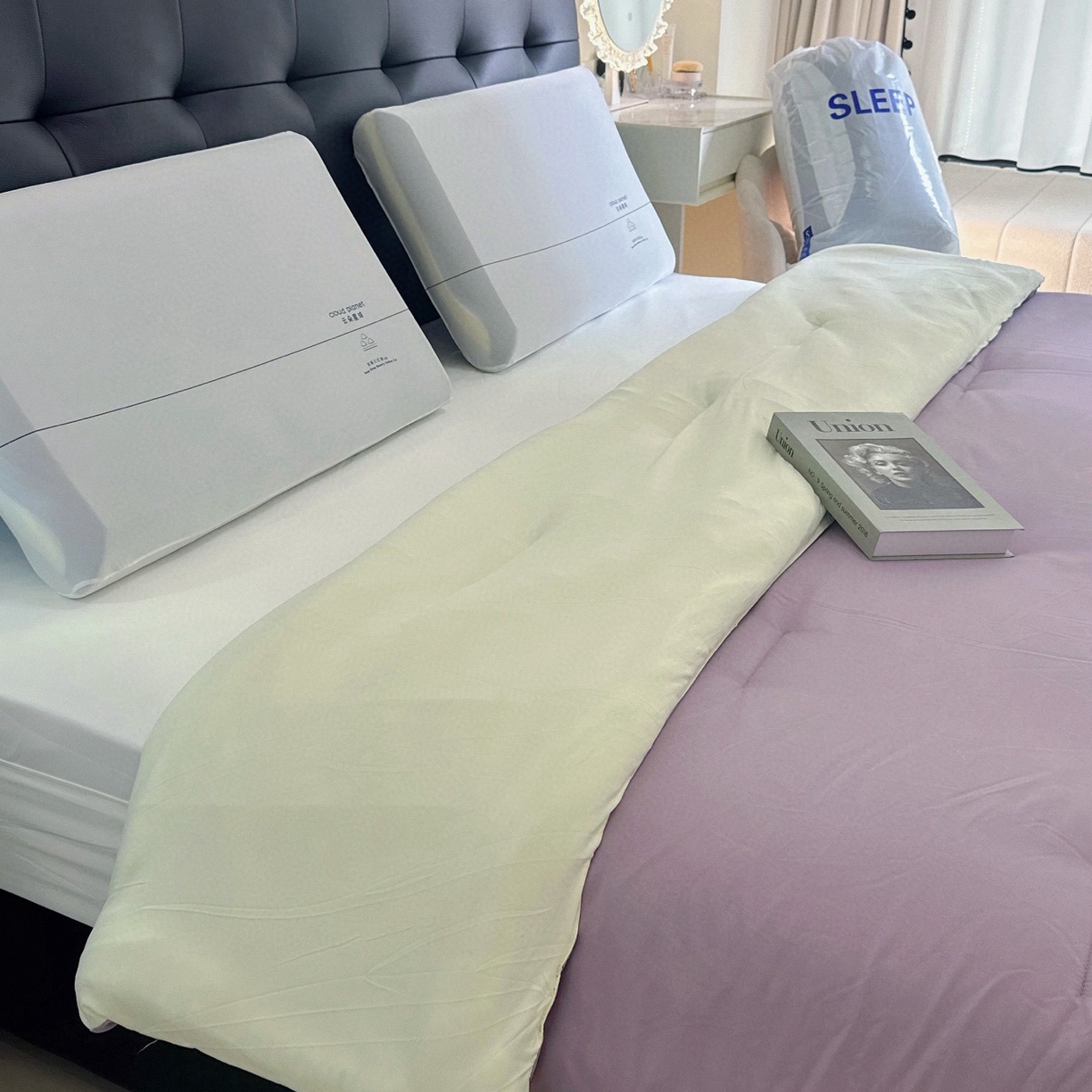 91家纺网 家纺一手货源 找家纺 兜米家居 2025新款某朵酒店同款秋冬保暖深睡控温被芯一体绗缝（不可拆卸） 气质紫