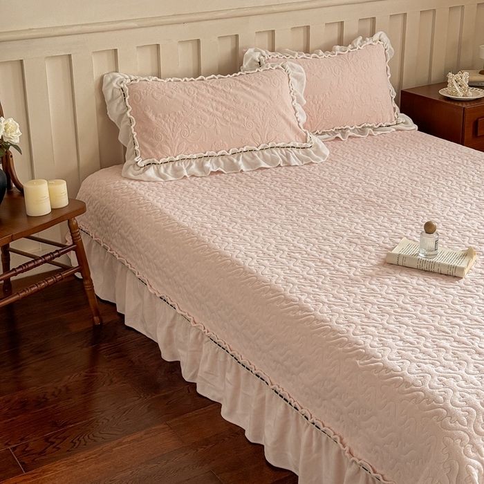 91家纺网 家纺一手货源 找家纺 （总）花香四季家纺 2025新款雕花绒牛奶绒夹棉床盖款四件套系列-浪漫情缘