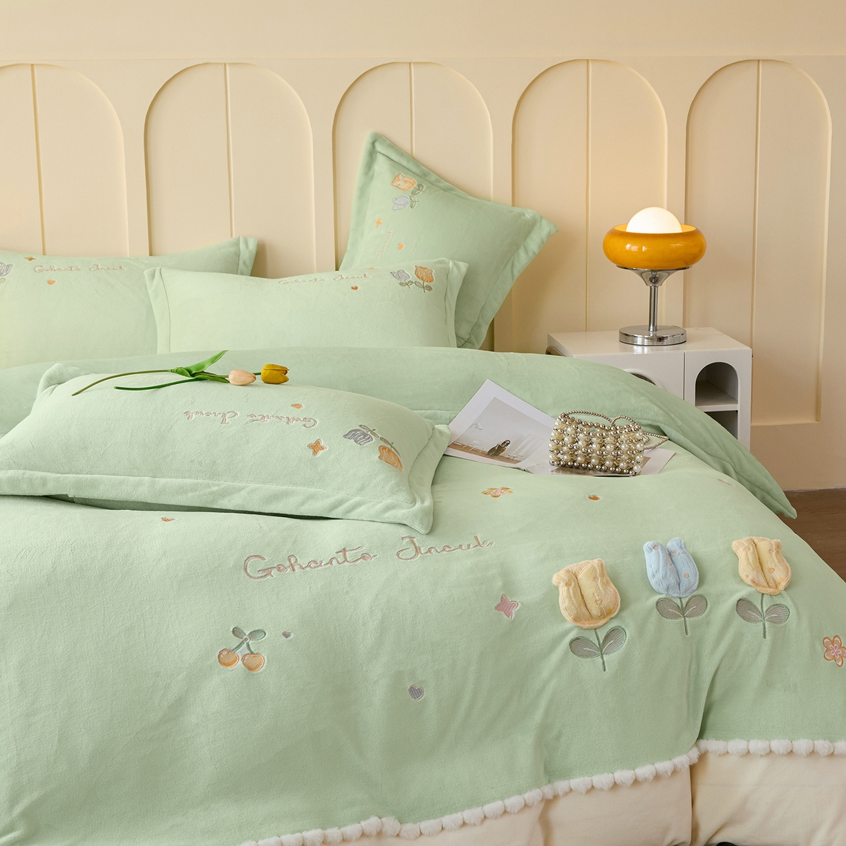 91家纺网 家纺一手货源 找家纺 合欢（原天一阁） 2025新款A类高克重全消光韩版牛奶绒刺绣四件套-郁金香 郁金香-嫩绿