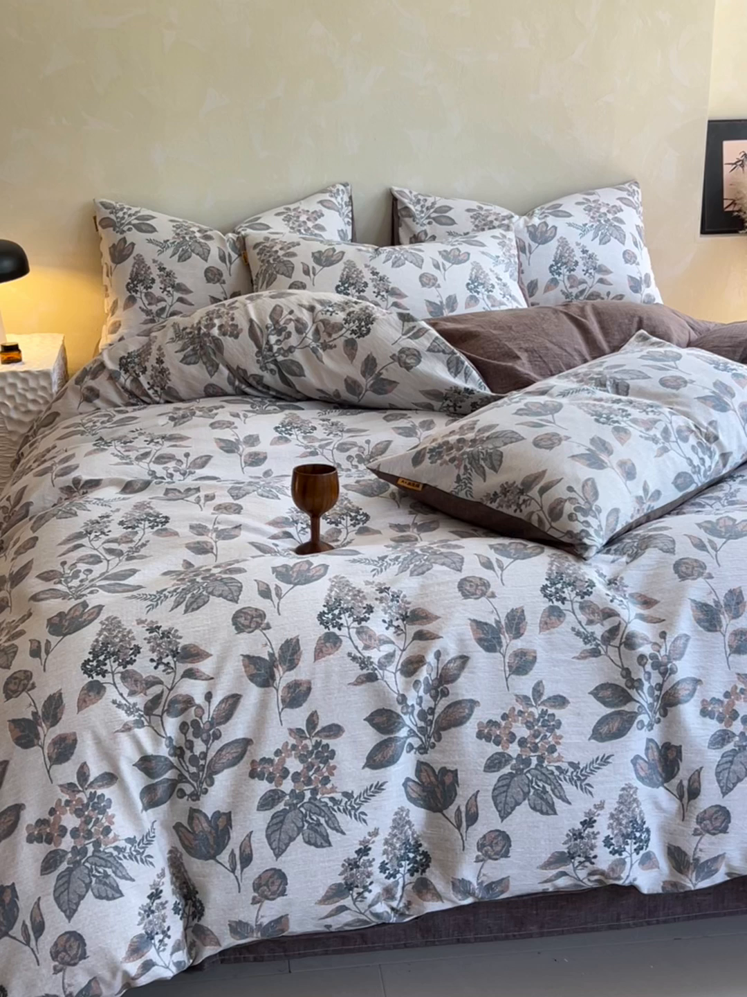 91家纺网 家纺一手货源 找家纺 灿哈家纺 2025新款高克重复古风亚麻原麻水洗棉四件套-风格三 绚烂