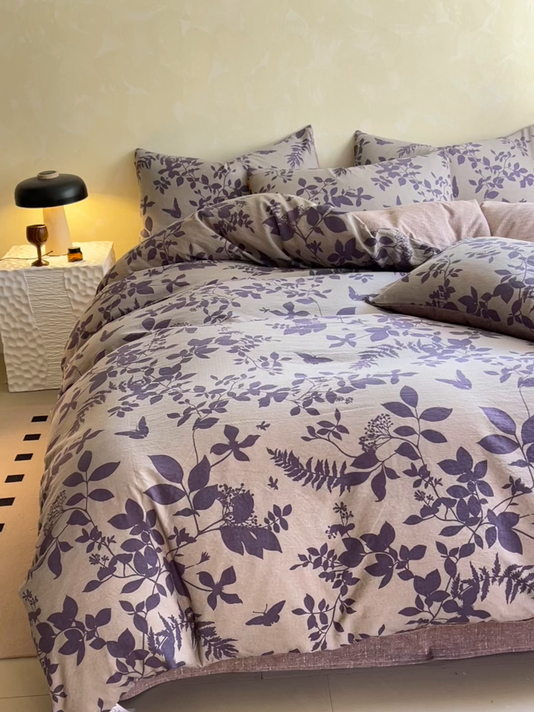 91家纺网 家纺一手货源 找家纺 灿哈家纺 2025新款高克重复古风亚麻原麻水洗棉四件套-风格三 紫叶倾城