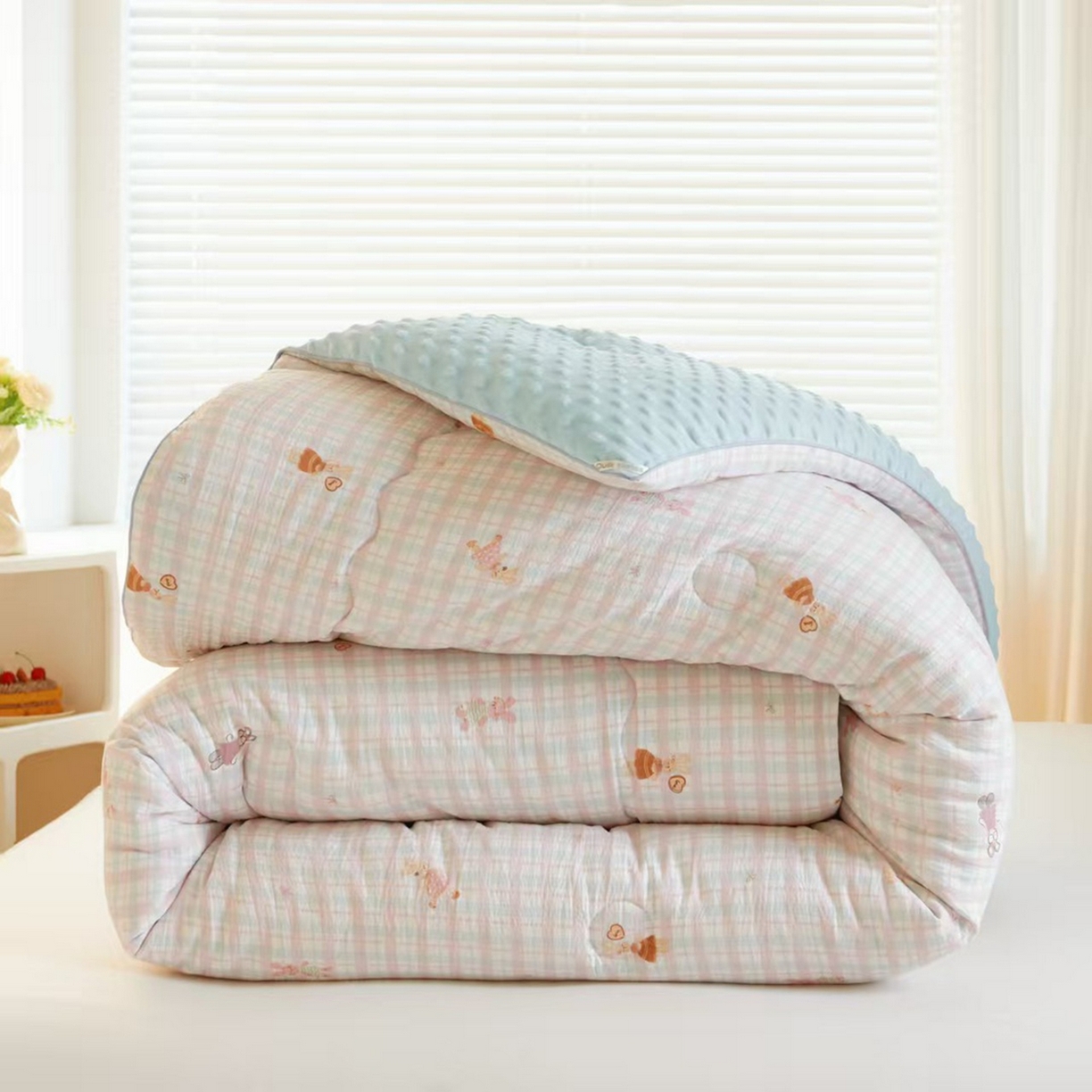 91家纺网 家纺一手货源 找家纺 （总）玖琳家纺 2025新款特价双层纱豆豆被全尺寸