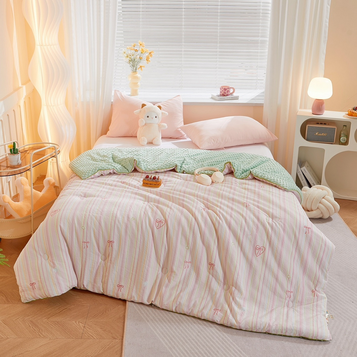 91家纺网 家纺一手货源 找家纺 （总）玖琳家纺 2025新款特价双层纱豆豆被全尺寸