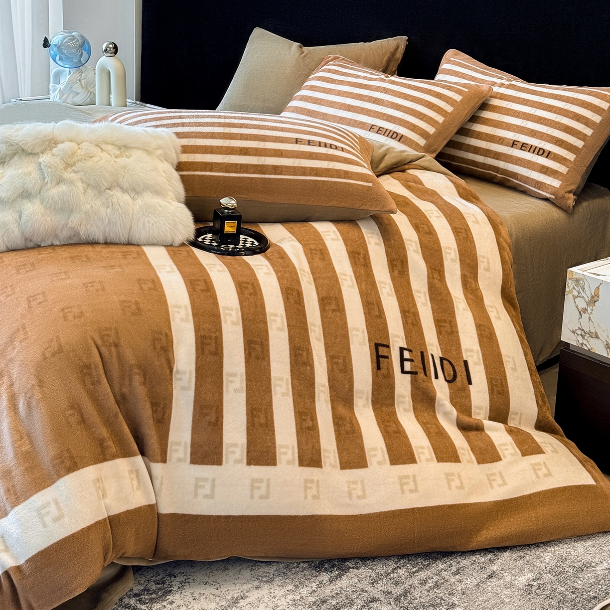 91家纺网 家纺一手货源 找家纺 奥汀洛家纺 2025新款数码印花獭兔绒牛奶绒加厚四件套 威廉