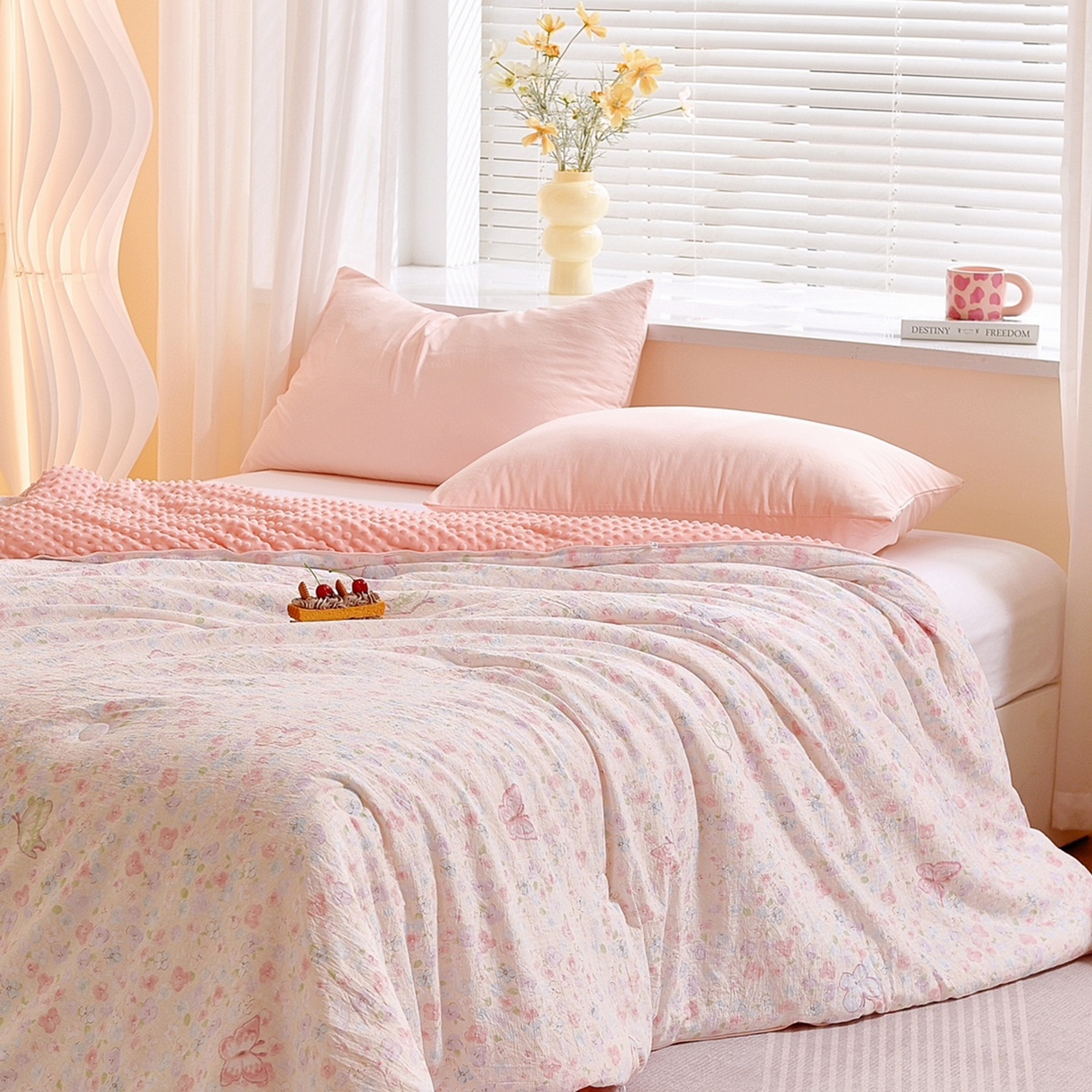 91家纺网 家纺一手货源 找家纺 玖琳家纺 2025新款特价双层纱豆豆被全尺寸 繁花谍影