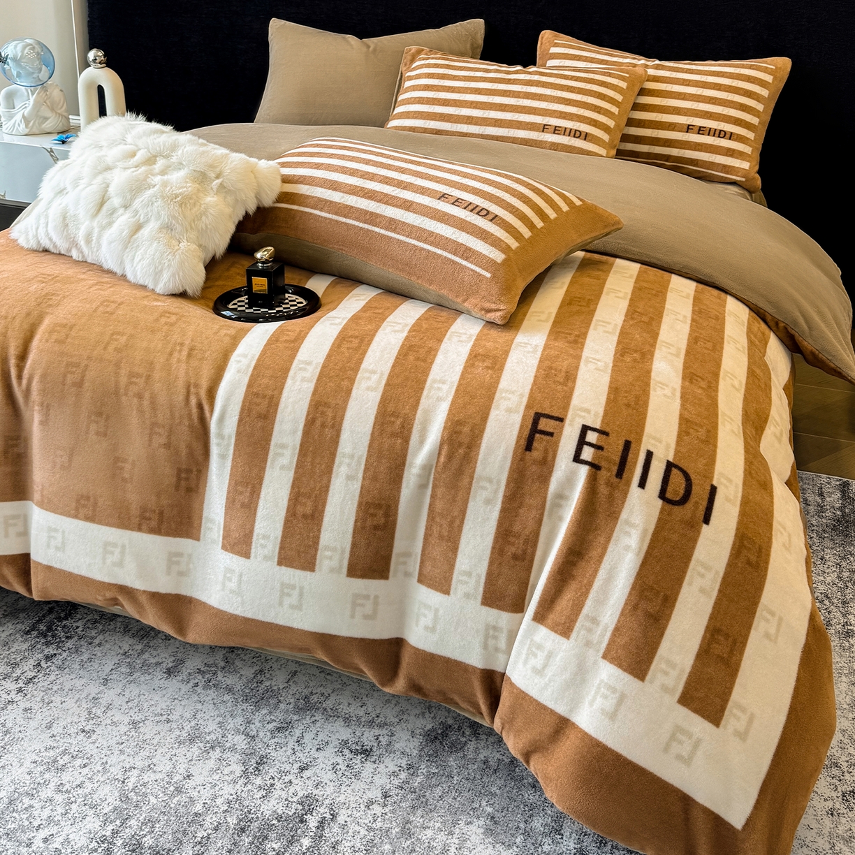 91家纺网 家纺一手货源 找家纺 奥汀洛家纺 2025新款数码印花獭兔绒牛奶绒加厚四件套 威廉