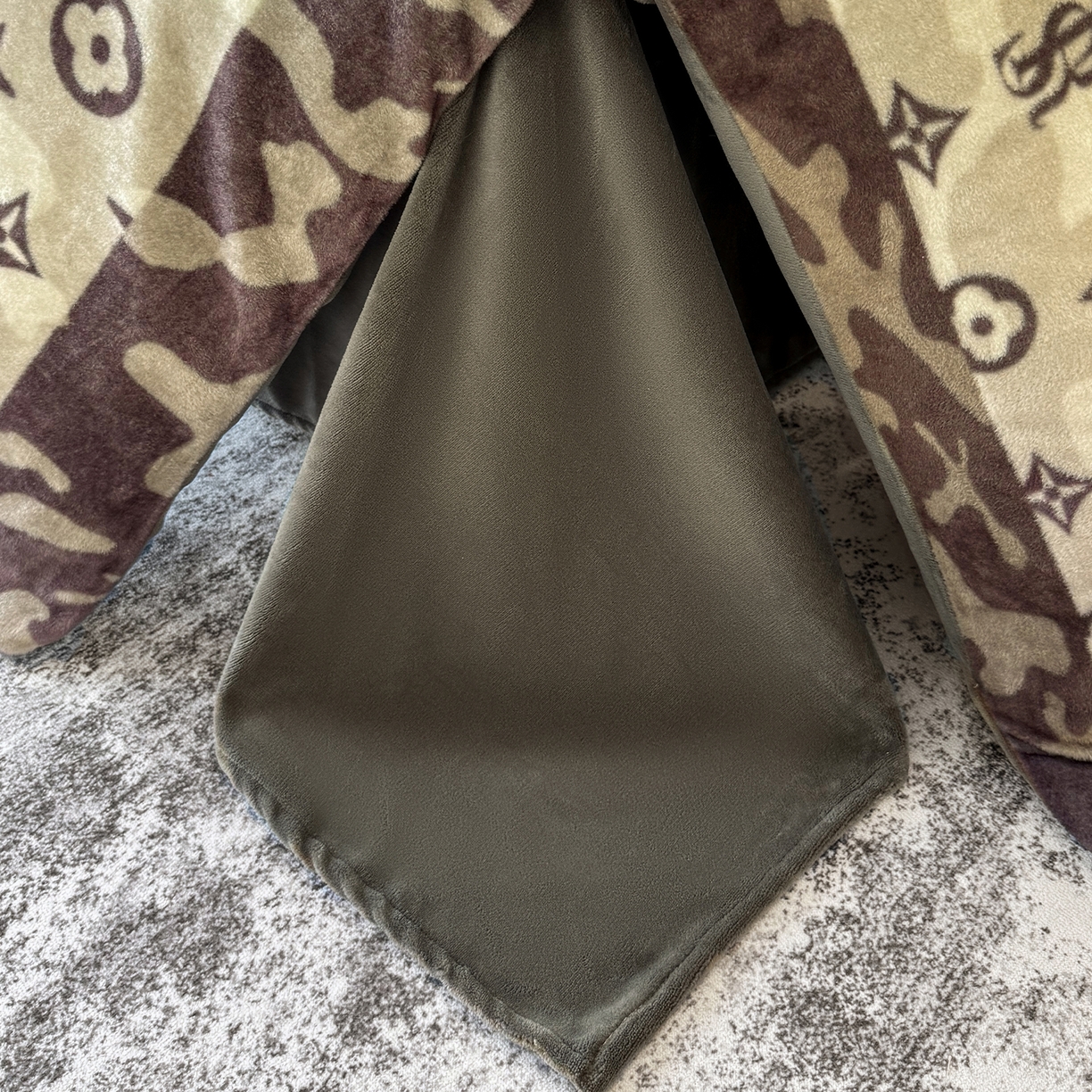 91家纺网 家纺一手货源 找家纺 奥汀洛家纺 2025新款数码印花獭兔绒牛奶绒加厚四件套 星尚