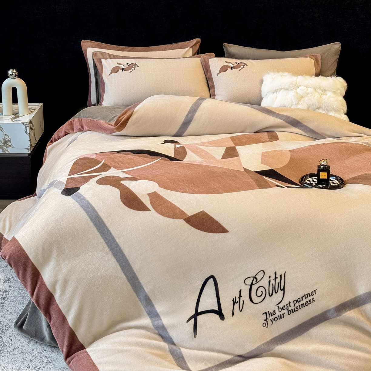 91家纺网 家纺一手货源 找家纺 奥汀洛家纺 2025新款数码印花獭兔绒牛奶绒加厚四件套 罗马