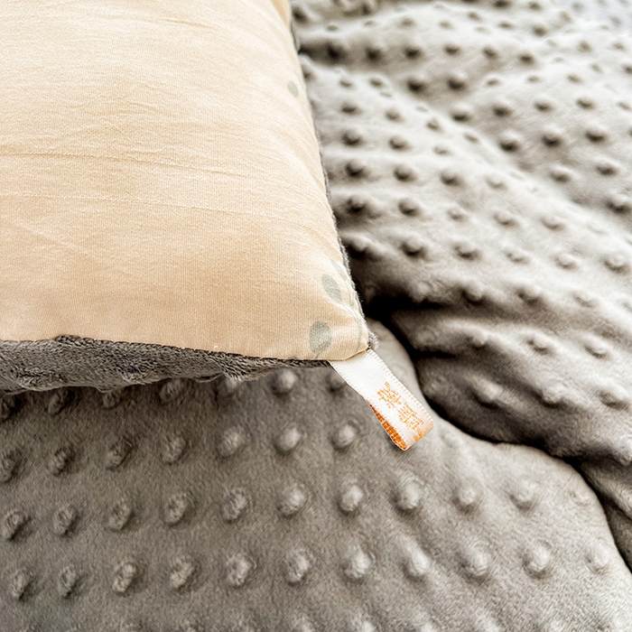 91家纺网 家纺一手货源 找家纺 鑫缘家纺 2025新款亲肤舒适豆豆绒双面大豆被被子被芯 熊猫盼盼