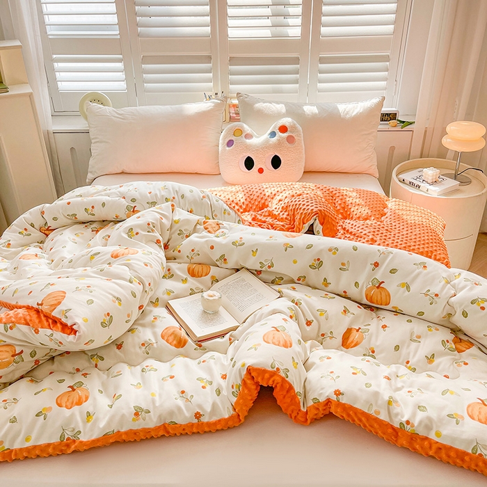 91家纺网 家纺一手货源 找家纺 鑫缘家纺 2025新款亲肤舒适豆豆绒双面大豆被被子被芯 可爱南瓜