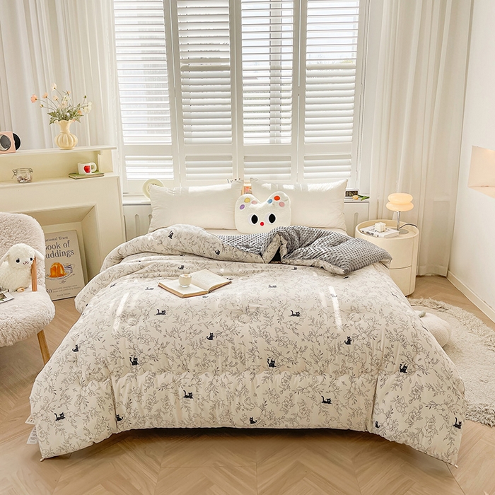 91家纺网 家纺一手货源 找家纺 鑫缘家纺 2025新款亲肤舒适豆豆绒双面大豆被被子被芯 喵呜精灵