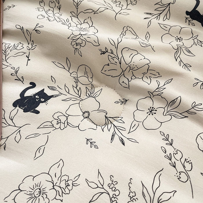 91家纺网 家纺一手货源 找家纺 鑫缘家纺 2025新款亲肤舒适豆豆绒双面大豆被被子被芯 喵呜精灵