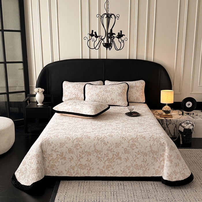 91家纺网 家纺一手货源 找家纺 卡罗兰 2025新款加绒加厚牛奶绒床盖 滕蔓-咖