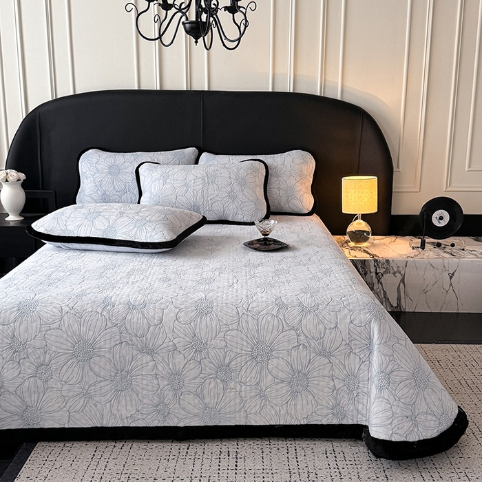 91家纺网 家纺一手货源 找家纺 卡罗兰 2025新款加绒加厚牛奶绒床盖 向阳花-蓝