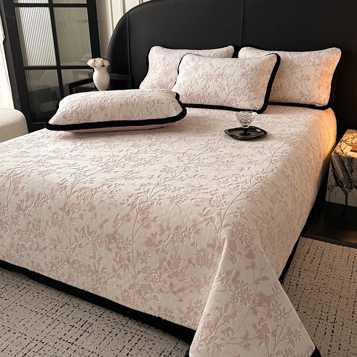 卡罗兰 2025新款加绒加厚牛奶绒床盖 滕蔓-粉