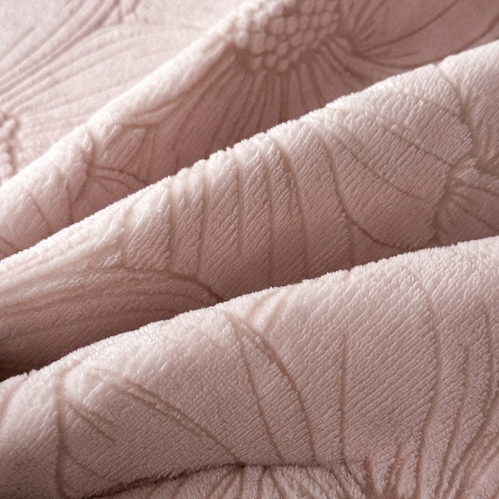 91家纺网 家纺一手货源 找家纺 卡罗兰 2025新款加绒加厚牛奶绒床盖 向阳花-粉