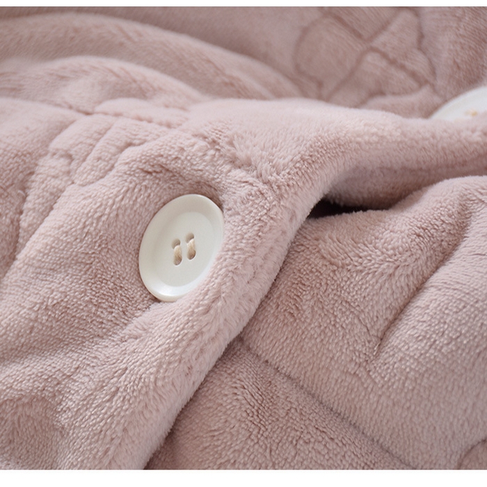 91家纺网 家纺一手货源 找家纺 （总）洛兰沙家居馆 2025秋冬新款三层夹棉三色加厚睡衣女家居服秋冬季法兰绒翻领套装可外穿保暖家居服