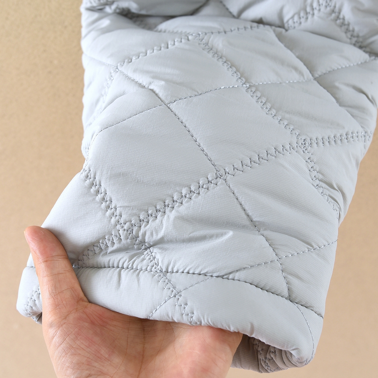 91家纺网 家纺一手货源 找家纺 洛兰沙家居馆 2025新款【防风防水】新款保暖轻盈单边绒立领拉链夹棉睡衣冬季三层加厚保暖家居服 浅蓝