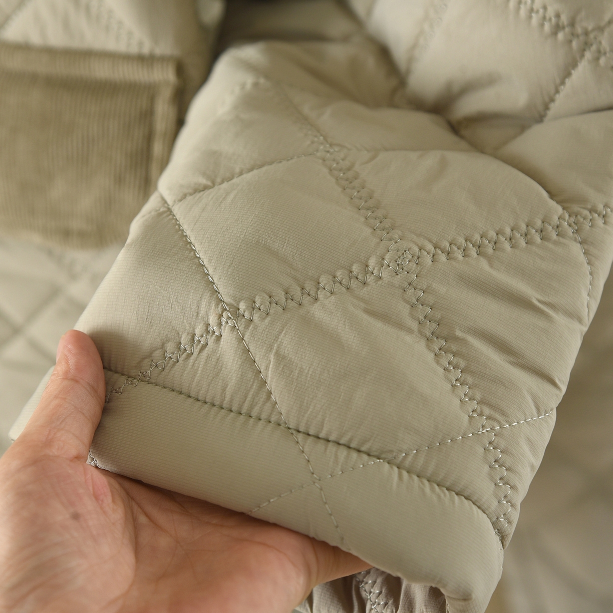 91家纺网 家纺一手货源 找家纺 （总）洛兰沙家居馆 2025新款只代发新款防风防水梭织夹棉睡衣男冬季三层加厚保暖轻盈不臃肿冬天抗风抗