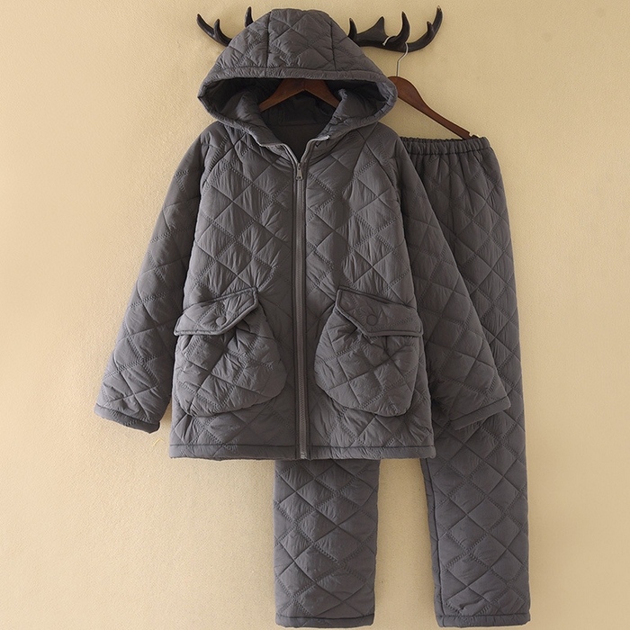 91家纺网 家纺一手货源 找家纺 （总）洛兰沙家居馆 2025新款【防风防水】新款轻盈保暖情侣夹棉睡衣男冬季三层加厚女连帽家居服套装可