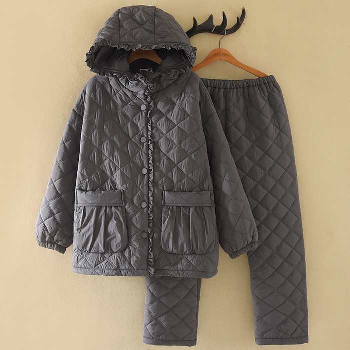 91家纺网 家纺一手货源 找家纺 （总）洛兰沙家居馆 2025新款只代发保暖轻盈防风防水夹棉冬天睡衣女冬季三层加厚女生法兰绒保暖家居服